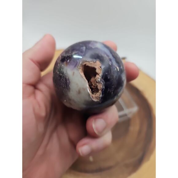 Rainbow Labradorite Sphere .45lb 53mm W/Dragon Stand - Picture 6 of 11